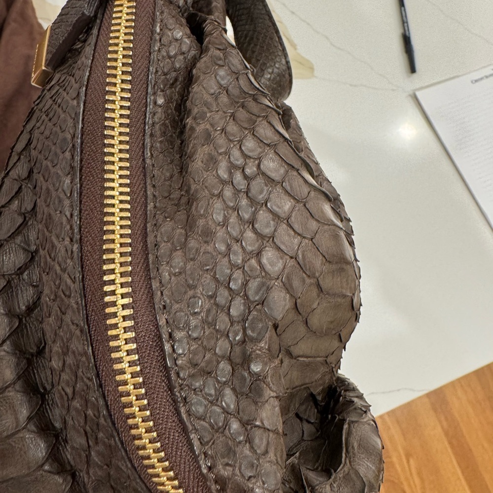 AUTHENTIC Michael Kors Hadley Python - NEVER WORN - Picture 2 of 5